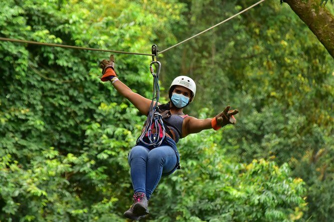 Via Ferrata y deportes de aventura